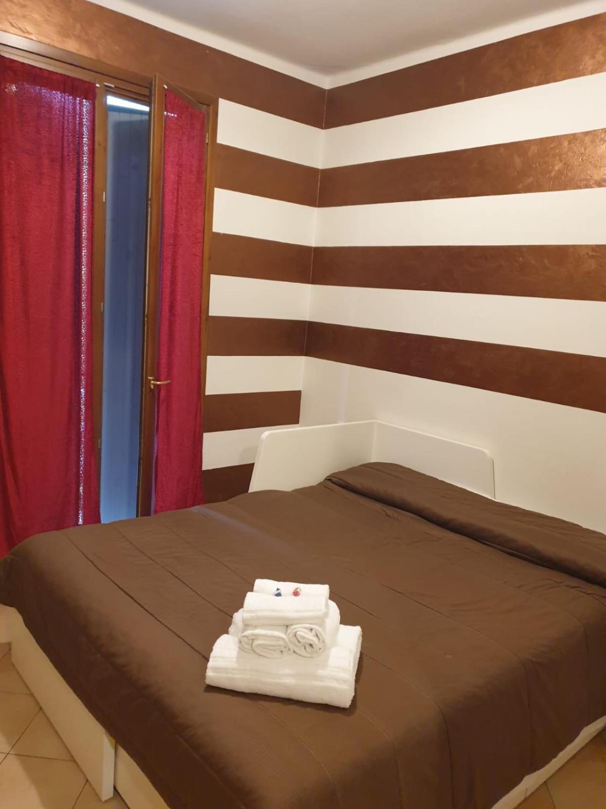 Salotto "900Strati" Hotel Bergamo Luaran gambar